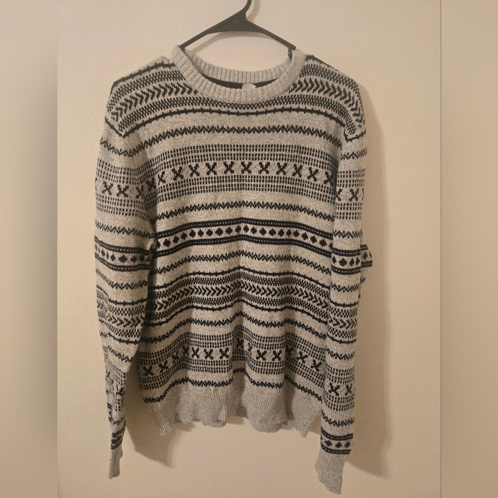 H&M Divided Mens Gray Black Knit Crewneck